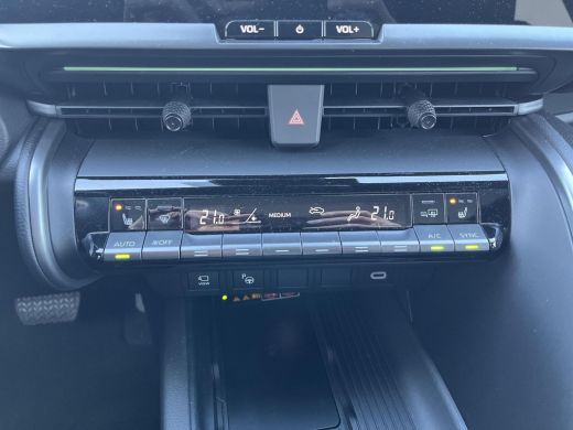 Toyota C-HR 2.0 Hybrid 200 GR SPORT PLUS | Navigatie | Apple CarPlay/Android auto | Elektrische achterklep | ... ActivLease financial lease