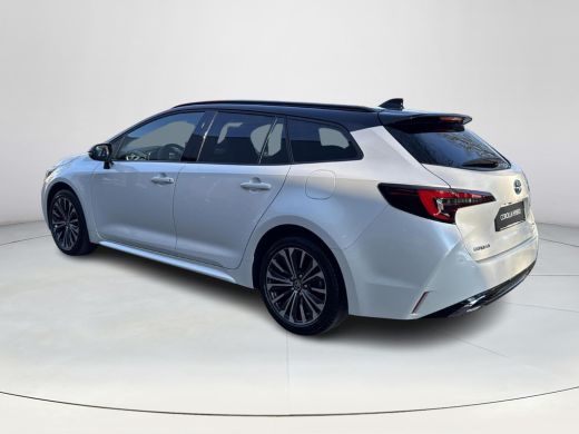 Toyota Corolla Touring Sports Hybrid 140 Bi-Tone Plus | 06-10141018 Voor meer informatie ActivLease financial lease