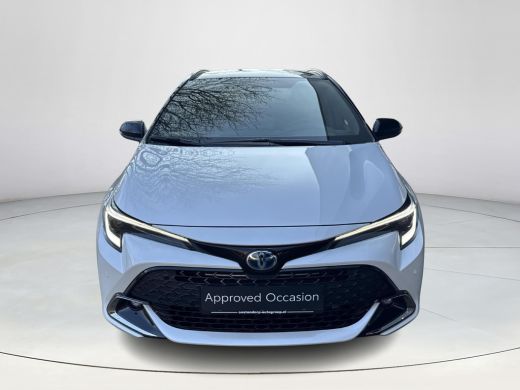 Toyota Corolla Touring Sports Hybrid 140 Bi-Tone Plus | 06-10141018 Voor meer informatie ActivLease financial lease