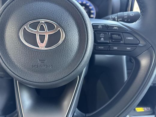 Toyota Yaris Cross 1.5 Hybrid 130 Executive | 06-10141018 Voor meer informatie ActivLease financial lease