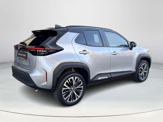 Toyota Yaris Cross 1.5 Hybrid 130 Executive | 06-10141018 Voor meer informatie ActivLease financial lease