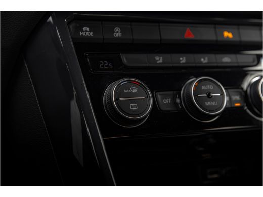 Volkswagen T-Roc 1.5 TSI Sport 150pk | Carplay | Adapt. Cruise | 17" | LED ActivLease financial lease
