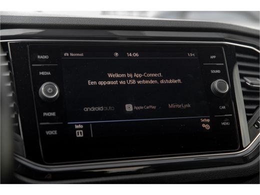 Volkswagen T-Roc 1.5 TSI Sport 150pk | Carplay | Adapt. Cruise | 17" | LED ActivLease financial lease