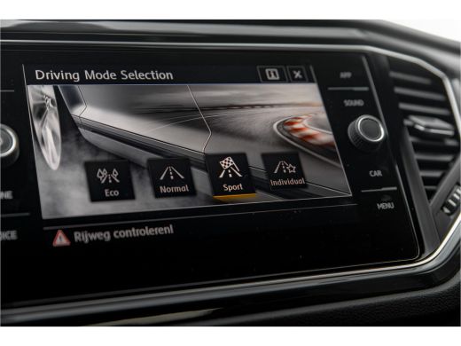 Volkswagen T-Roc 1.5 TSI Sport 150pk | Carplay | Adapt. Cruise | 17" | LED ActivLease financial lease