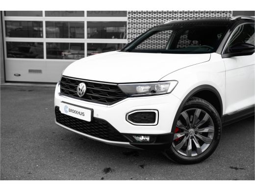 Volkswagen T-Roc 1.5 TSI Sport 150pk | Carplay | Adapt. Cruise | 17" | LED ActivLease financial lease