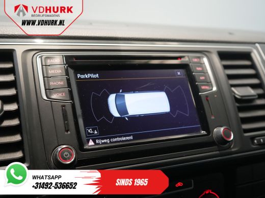Volkswagen Transporter 2.0 TDI 150 pk DSG Aut. L2 BPM VRIJ! Carplay/ 2.5t Trekverm./ LMV/ Cruise/ Navi/ Trekhaak ActivLease financial lease