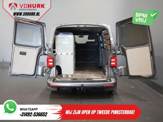 Volkswagen Transporter 2.0 TDI 150 pk DSG Aut. L2 BPM VRIJ! Carplay/ 2.5t Trekverm./ LMV/ Cruise/ Navi/ Trekhaak ActivLease financial lease