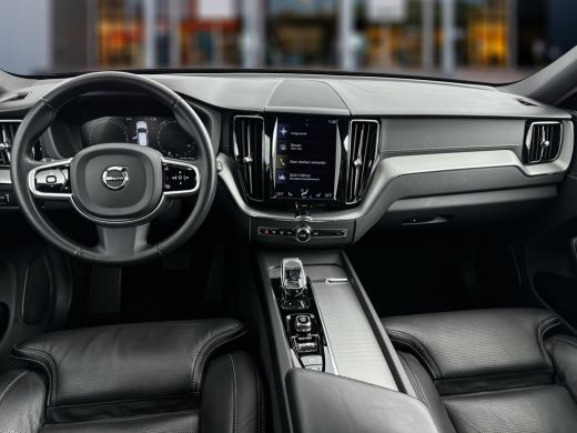 Volvo  XC60 B5 Inscription | Geventileerd Nappa leder | Elektr. verstelbare Massagestoelen | Adaptieve cruise... ActivLease financial lease