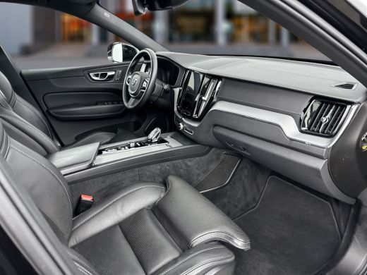 Volvo  XC60 B5 Inscription | Geventileerd Nappa leder | Elektr. verstelbare Massagestoelen | Adaptieve cruise... ActivLease financial lease