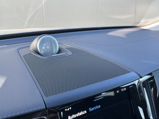 Volvo  XC60 Volvo T6 Plug-in hybrid AWD Ultimate Dark | Luchtvering | Bowers&Wilkins | Trekhaak | Panoramadak... ActivLease financial lease