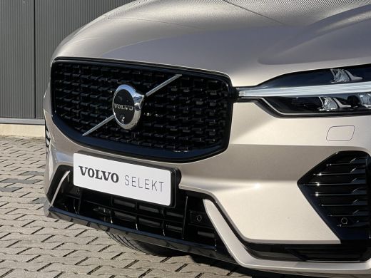 Volvo  XC60 Volvo T6 Plug-in hybrid AWD Ultimate Dark | Luchtvering | Bowers&Wilkins | Trekhaak | Panoramadak... ActivLease financial lease
