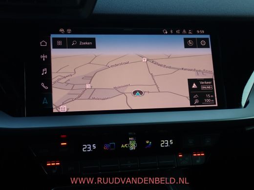 Audi A3 Limousine 30TFSI ACC/SPORTSTOEL/TREKHAAK/FULL-LED/CARPLAY ActivLease financial lease
