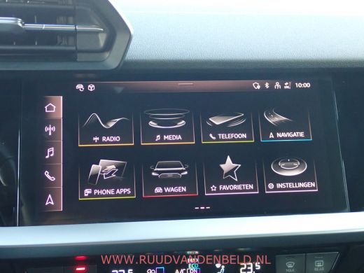 Audi A3 Limousine 30TFSI ACC/SPORTSTOEL/TREKHAAK/FULL-LED/CARPLAY ActivLease financial lease