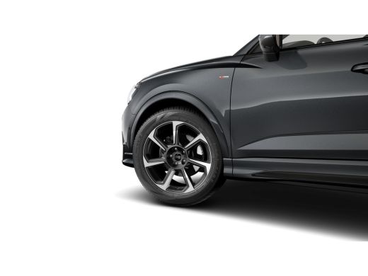 Audi Q3 Sportback Audi S edition Competition | Achterbank plus met middenarmsteun en bekerhouder | Adaptive cruise ... ActivLease financial lease