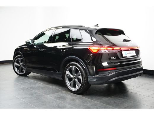 Audi Q4 e-tron 40 S Edition 77 kWh 204PK | LEDER | PANORAMADAK | CAMERA | AUTO A. KLEP ActivLease financial lease