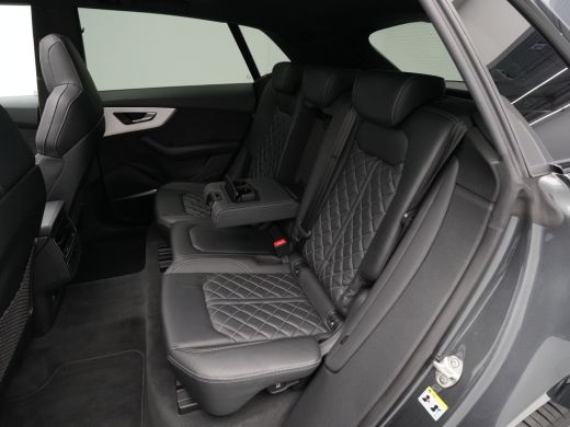 Audi Q8 60 TFSI e 460pk quattro Pro Line S-Line Competition Panorama Navigatie Acc Stoelverwarming B&O Lu... ActivLease financial lease