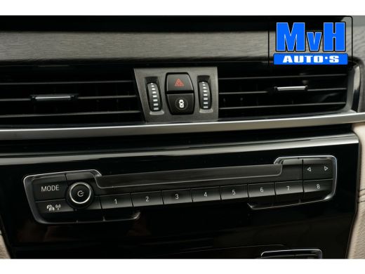 BMW X1 sDrive20i VDL Nedcar Edition|LEDER|H/K AUDIO|CAMERA|NAP ActivLease financial lease