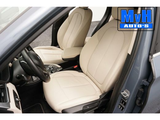 BMW X1 sDrive20i VDL Nedcar Edition|LEDER|H/K AUDIO|CAMERA|NAP ActivLease financial lease