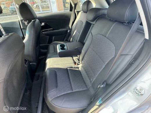 Kia Niro 1.6 GDi PHEV DynamicPlusLine 55km volledig electrisch rijden Hierna hybride , Navigatie , Camera ... ActivLease financial lease