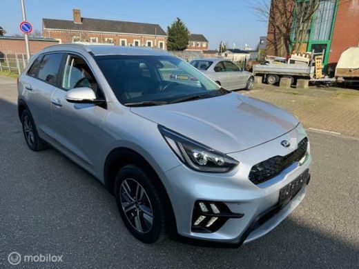 Kia Niro 1.6 GDi PHEV DynamicPlusLine 55km volledig electrisch rijden Hierna hybride , Navigatie , Camera ... ActivLease financial lease