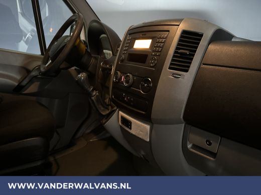 Mercedes Sprinter 316 CDI 163pk L2H2 Euro6 Airco | 2800kg trekhaak | Cruisecontrol Parkeersensoren ActivLease financial lease