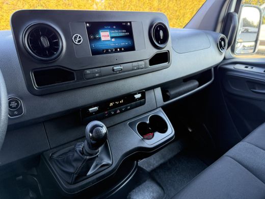 Mercedes Sprinter 317 CDI 170 PK / L3H2 / MBUX / **NETTE BUS** / AIRCO / CRUISE / CAMERA / PDC / 3-ZITS / CARPLAY ActivLease financial lease