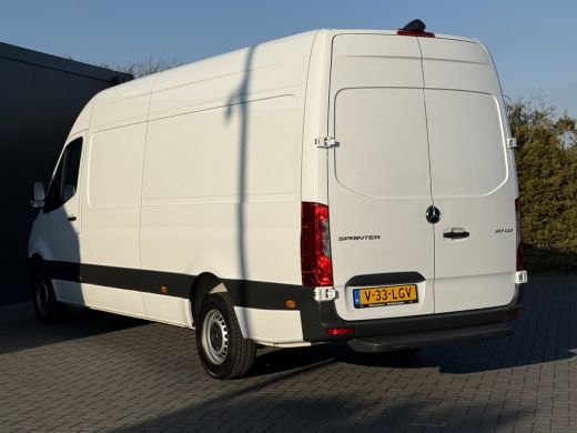 Mercedes Sprinter 317 CDI 170 PK / L3H2 / MBUX / **NETTE BUS** / AIRCO / CRUISE / CAMERA / PDC / 3-ZITS / CARPLAY ActivLease financial lease
