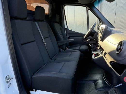Mercedes Sprinter 317 CDI 170 PK / L3H2 / MBUX / **NETTE BUS** / AIRCO / CRUISE / CAMERA / PDC / 3-ZITS / CARPLAY ActivLease financial lease