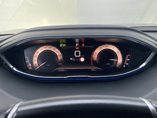 Peugeot 5008 1.6 PureTech GT | Airco | Camera | Adapt-Cruise | 7 zits | Trekhaak | Airco | Camera | Adapt-Crui... ActivLease financial lease