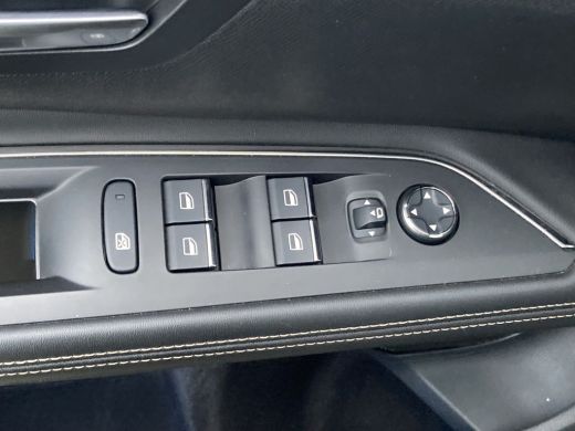 Peugeot 5008 1.6 PureTech GT | Airco | Camera | Adapt-Cruise | 7 zits | Trekhaak | Airco | Camera | Adapt-Crui... ActivLease financial lease