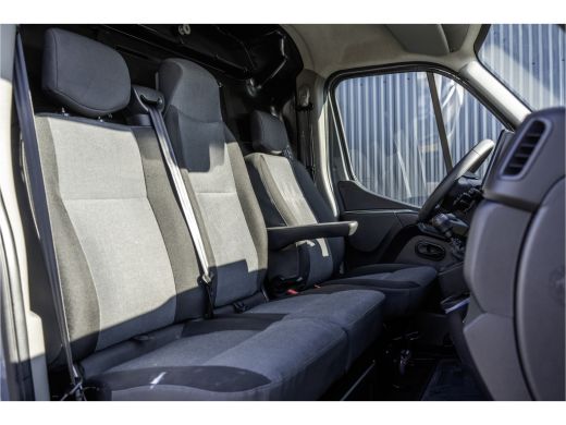 Renault Master 2.3 dCi L2H2 | Euro 6 | 136 PK | Cruise | Airco | Navigatie ActivLease financial lease