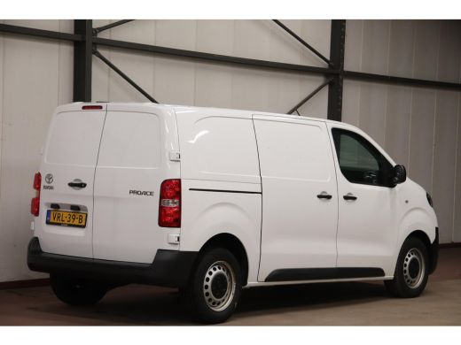 Toyota ProAce Worker 2.0 145PK L2H1 EURO 6 ActivLease financial lease