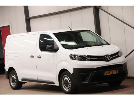 Toyota ProAce Worker 2.0 145PK L2H1 EURO 6 ActivLease financial lease