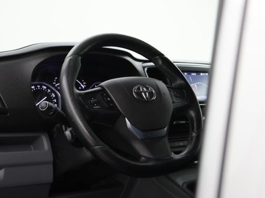 Toyota ProAce 2.0 D-4D LONG + 2 SCHUIFDEUREN | LEDER | STOELVERW. | NAVIGATIE | TREKHAAK ActivLease financial lease