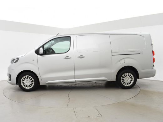Toyota ProAce Worker 2.0 D-4D LONG + 2 SCHUIFDEUREN | LEDER | STOELVERW. | NAVIGATIE | TREKHAAK ActivLease financial lease