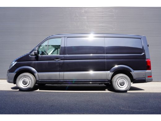 Volkswagen Crafter 35 2.0 TDI L3H2 177 PK Aut. Exclusive, LED koplampen, Adaptive cruise control, Alarm, Stuurverwar... ActivLease financial lease