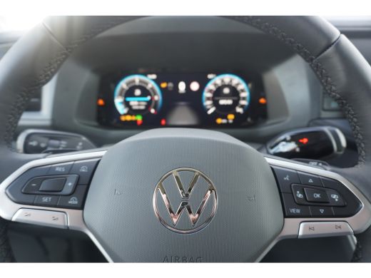 Volkswagen Crafter 35 2.0 TDI L3H3 Highline 35 2.0 TDI L3H3 177 PK Aut. Highline, App connect, Cruise control, Alarm ActivLease financial lease