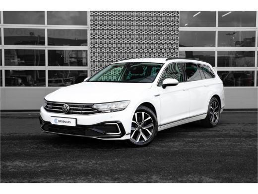 Volkswagen Passat Variant 1.4 TSI PHEV GTE Business | Zwenkbare Trekhaak | Carplay | Stoelverwarming Volkswagen Passat Variant 1.4 TSI PHEV GTE Business | Zwenkbare Trekhaak | Carplay | Stoelverwarming