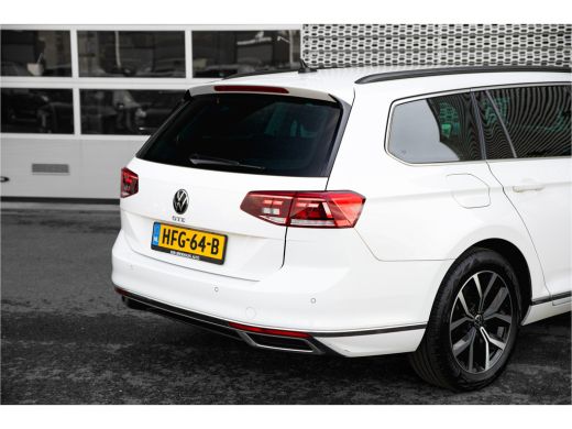 Volkswagen Passat Variant 1.4 TSI PHEV GTE Business | Zwenkbare Trekhaak | Carplay | Stoelverwarming ActivLease financial lease