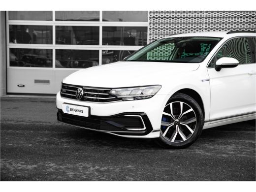 Volkswagen Passat Variant 1.4 TSI PHEV GTE Business | Zwenkbare Trekhaak | Carplay | Stoelverwarming ActivLease financial lease