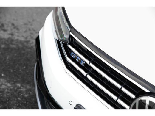 Volkswagen Passat Variant 1.4 TSI PHEV GTE Business | Zwenkbare Trekhaak | Carplay | Stoelverwarming ActivLease financial lease