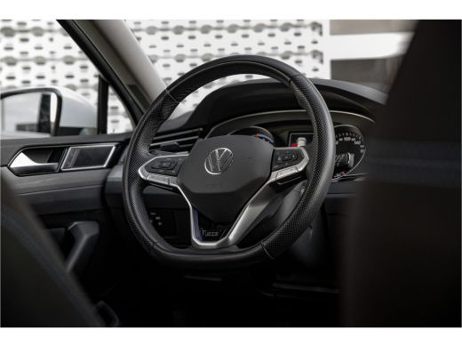 Volkswagen Passat Variant 1.4 TSI PHEV GTE Business | Zwenkbare Trekhaak | Carplay | Stoelverwarming ActivLease financial lease