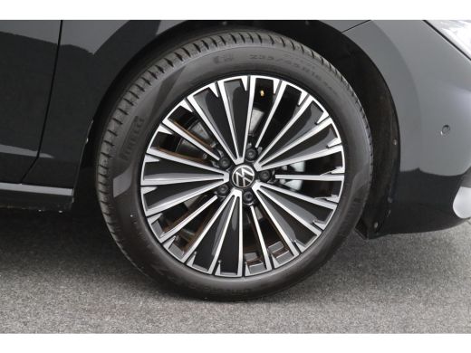 Volkswagen Passat Variant 1.5 eTSI Elegance Business 150PK DSG Pano-Schuifdak, Adaptieve Cruise Controle, Head-Up D... ActivLease financial lease