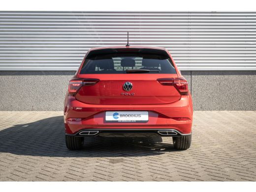 Volkswagen Polo Volkswagen R-Line Edition | 'App-Connect' draadloze smartphone integratie | Achterlichten LED | A... ActivLease financial lease