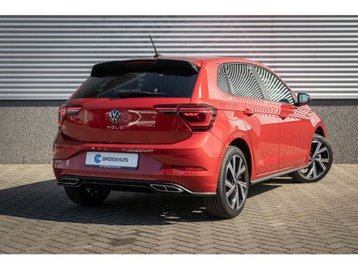 Volkswagen Polo Volkswagen R-Line Edition | 'App-Connect' draadloze smartphone integratie | Achterlichten LED | A... ActivLease financial lease