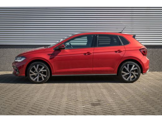 Volkswagen Polo Volkswagen R-Line Edition | 'App-Connect' draadloze smartphone integratie | Achterlichten LED | A... ActivLease financial lease