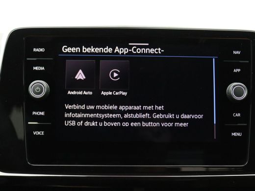 Volkswagen T-Roc 1.5 TSI R-Line Business 150PK DSG Black Style, LED-Matrix, Keyless Entry & Start, Pano-Schuifdak,... ActivLease financial lease