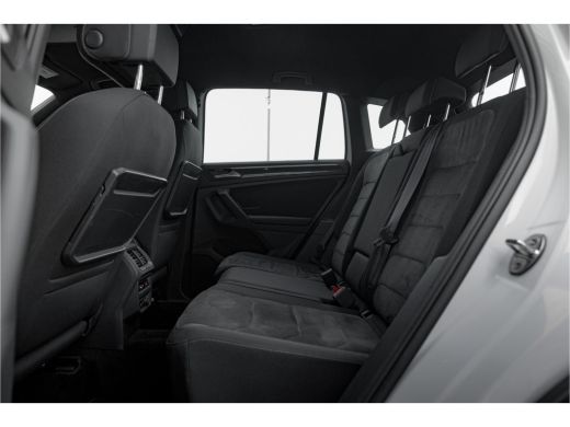 Volkswagen Tiguan 1.5 TSI ACT Highline Business R 150pk DSG | Automaat | Navigatie | Carplay ActivLease financial lease