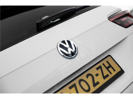 Volkswagen Tiguan 1.5 TSI ACT Highline Business R 150pk DSG | Automaat | Navigatie | Carplay ActivLease financial lease