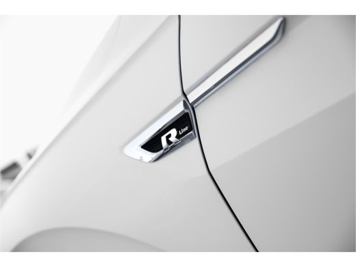 Volkswagen Tiguan 1.5 TSI ACT Highline Business R 150pk DSG | Automaat | Navigatie | Carplay ActivLease financial lease